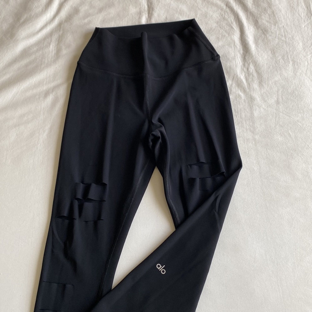 Alo Leggings - Deep Black